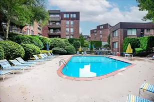 1006 Paradise Rd, Swampscott, MA 01907 - Photo 8