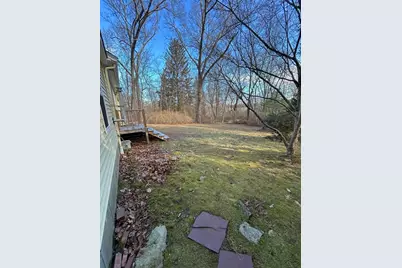 75 Marlboro Rd, Southborough, MA 01772 - Photo 18