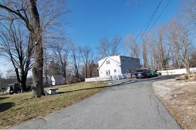 244 Crosby Rd, Berlin, MA 01503 - Photo 2