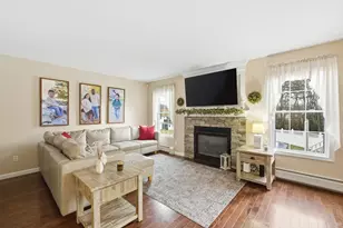 10 Mate Dr, New Bedford, MA 02745 - Photo 2