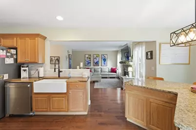 10 Mate Dr, New Bedford, MA 02745 - Photo 6