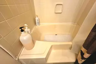 72 Holiday Cir, Chicopee, MA 01020 - Photo 14