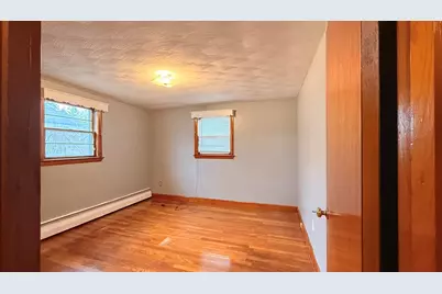 27 Ralwood Rd, Boston, MA 02136 - Photo 8