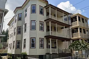 22 Heath St, Somerville, MA 02145 - Photo 12