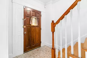 32 Beach St, Malden, MA 02148 - Photo 4