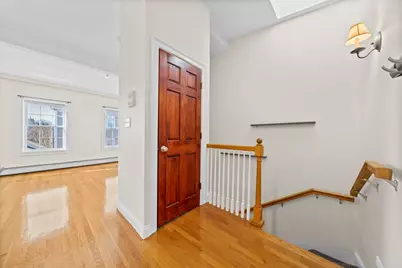 15 Vinton St #3, Boston, MA 02127 - Photo 6