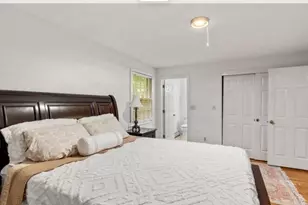 96 Washburn Ave, Wellesley, MA 02481 - Photo 10