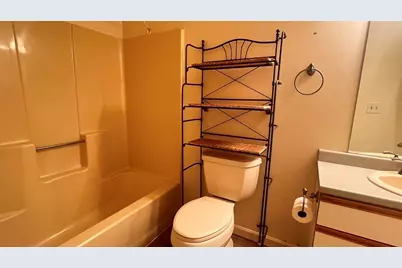 13 Dallas Dr #305, Dracut, MA 01826 - Photo 12