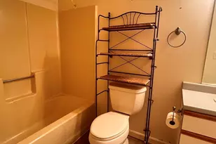 13 Dallas Dr, Dracut, MA 01826 - Photo 12