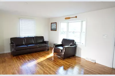 21 Heritage Cir, Falmouth, MA 02536 - Photo 10