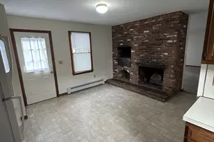 227 Wood St, Hopkinton, MA 01748 - Photo 4