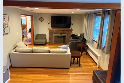 22 Farwell Ave, Boston, MA 02136 - Photo 12