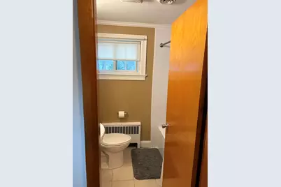 22 Farwell Ave, Boston, MA 02136 - Photo 8