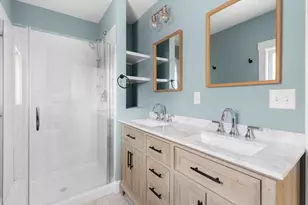 20 Beacon St, Gloucester, MA 01930 - Photo 10