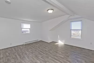 107 Eastern Ave, Worcester, MA 01605 - Photo 12