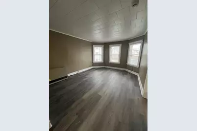 8 Camp St #2, Worcester, MA 01603 - Photo 6