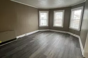 8 Camp St, Worcester, MA 01603 - Photo 6