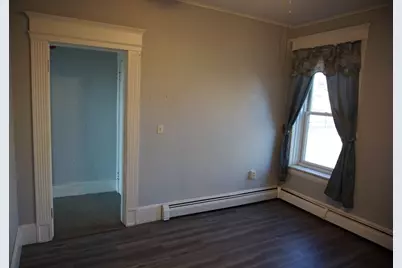 495 Appleton St #2R, Holyoke, MA 01040 - Photo 8