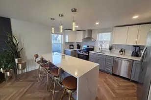 35 Wright St, Stoneham, MA 02180 - Photo 1