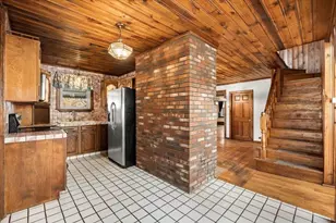 1524 Somerset Ave, Taunton, MA 02780 - Photo 10