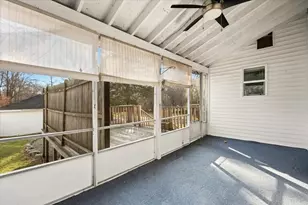 1524 Somerset Ave, Taunton, MA 02780 - Photo 26