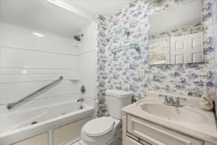 1524 Somerset Ave, Taunton, MA 02780 - Photo 18