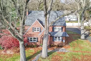 350 Converse St, Longmeadow, MA 01106 - Photo 1