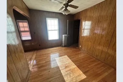 242 Greenwood St, Worcester, MA 01607 - Photo 6