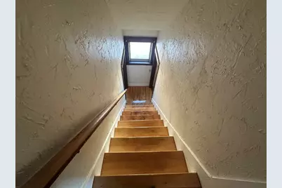 242 Greenwood St, Worcester, MA 01607 - Photo 10