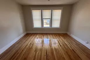 242 Greenwood St, Worcester, MA 01607 - Photo 4