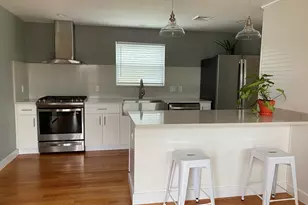 27 Lees River Dr, Swansea, MA 02777 - Photo 2