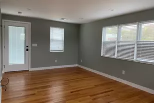 27 Lees River Dr, Swansea, MA 02777 - Photo 4