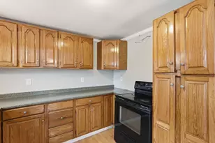 5 Marco Dr, Pittsfield, MA 01201 - Photo 12