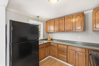 5 Marco Dr, Pittsfield, MA 01201 - Photo 10