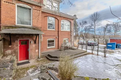 61 Crescent St #8, Northampton, MA 01060 - Photo 6