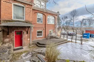 61 Crescent St, Northampton, MA 01060 - Photo 6