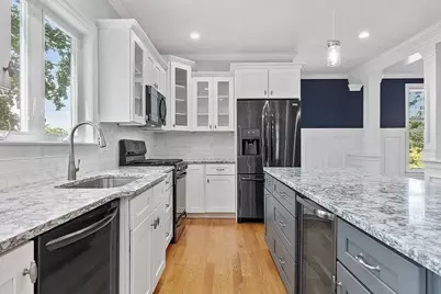 24 Church Street #2, Wakefield, MA 01880 - Photo 4