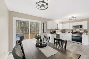 1688 S Branch Pkwy, Springfield, MA 01129 - Photo 14