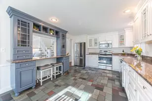 5 Arthur Collins Cir, North Attleboro, MA 02760 - Photo 8