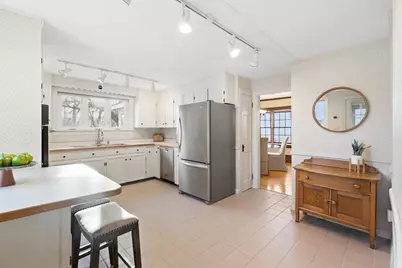 32 S Pine St, Haverhill, MA 01835 - Photo 10