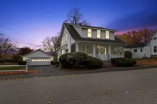 32 S Pine St, Haverhill, MA 01835 - Photo 2