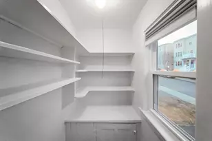 21 Bradwood St, Boston, MA 02131 - Photo 12