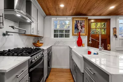 7 Lee #3, Marblehead, MA 01945 - Photo 8