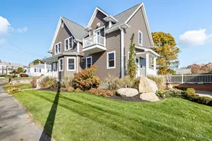 119 Sycamore St, Fairhaven, MA 02719 - Photo 2