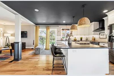 119 Sycamore St, Fairhaven, MA 02719 - Photo 8