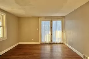 14 Brown St, Haverhill, MA 01830 - Photo 6