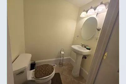 126 Green St #126, Melrose, MA 02176 - Photo 10