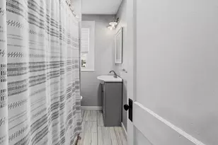 12 Winsor St, Fairhaven, MA 02719 - Photo 18