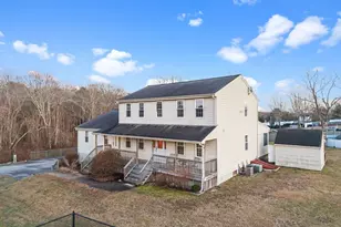 7 Deerfield Ln, Fairhaven, MA 02719 - Photo 2