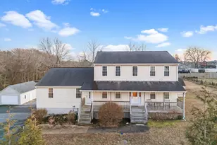 7 Deerfield Ln, Fairhaven, MA 02719 - Photo 2